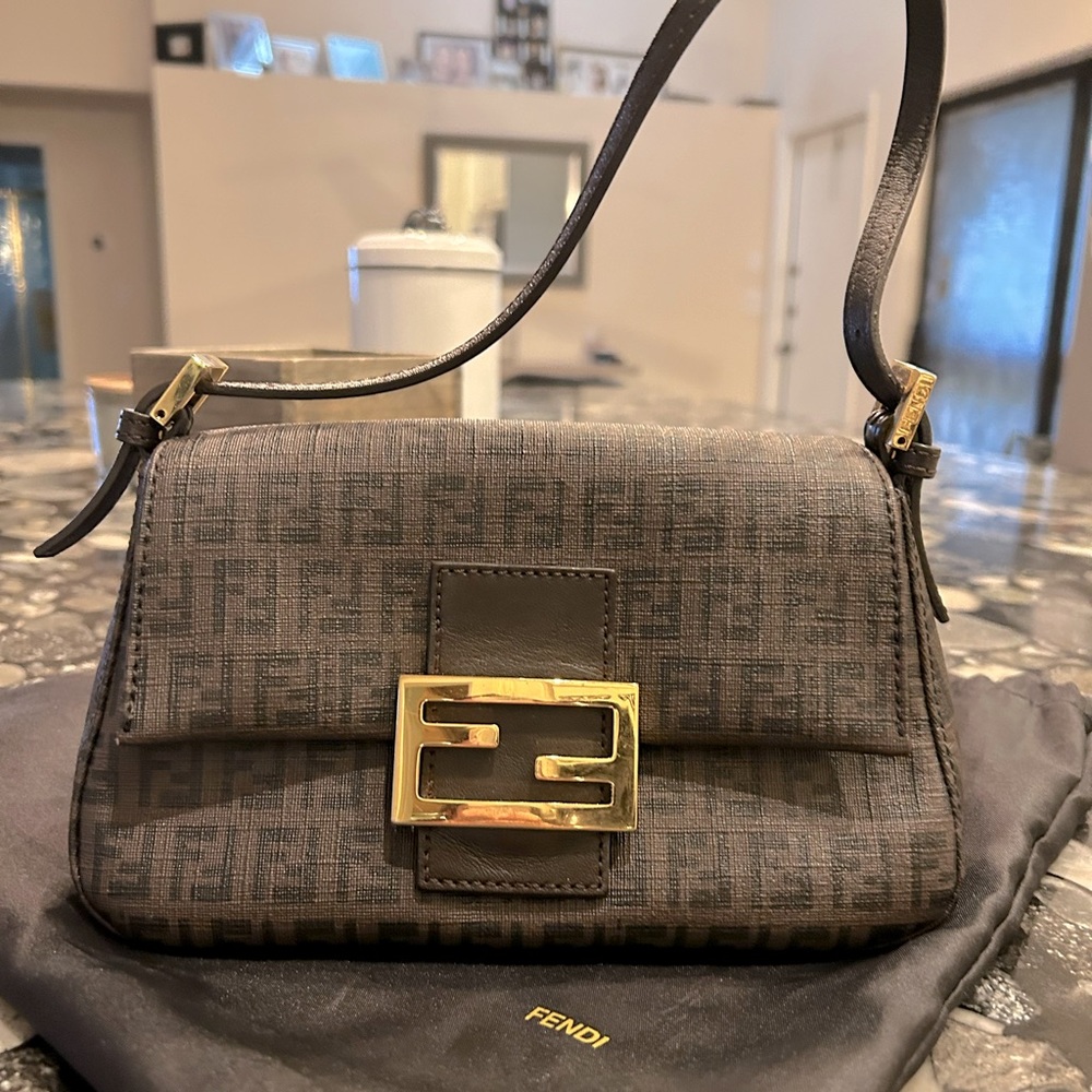 Rare FENDI Baguette Bag